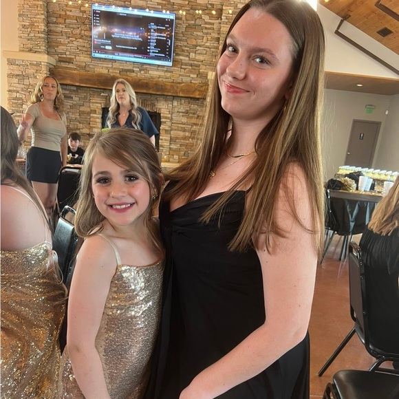 I just celebrated my 8th anniversary with Poshmark!! Am a Posh Ambassador II ! - Picture 11 of 16